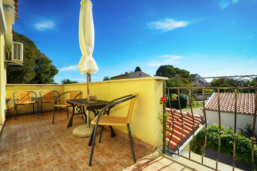 Sonja Vacation House Пореч Екстериор снимка