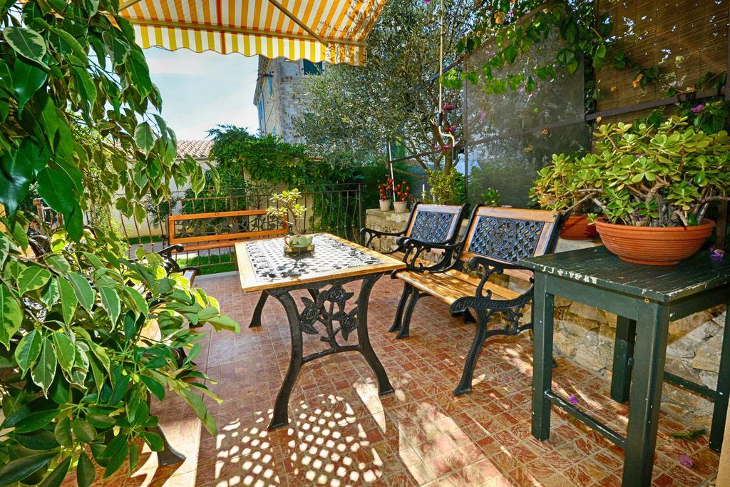 Sonja Vacation House Пореч Екстериор снимка